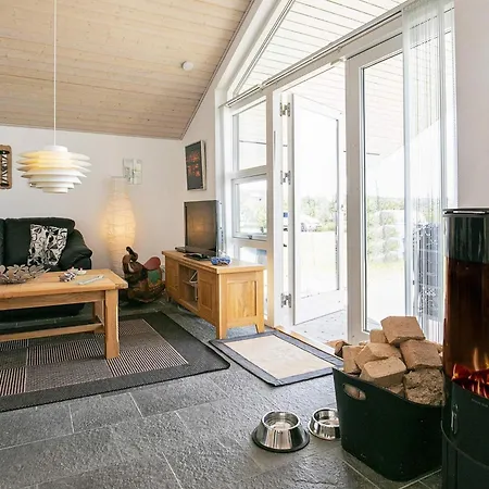 4 Star In Vakantiehuis Brovst